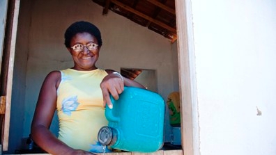 Rita de Cássia, da Comunidade Negra do Jatobá: "Eu sofria para lavar a louça. Agora tenho tempo para outras coisas".