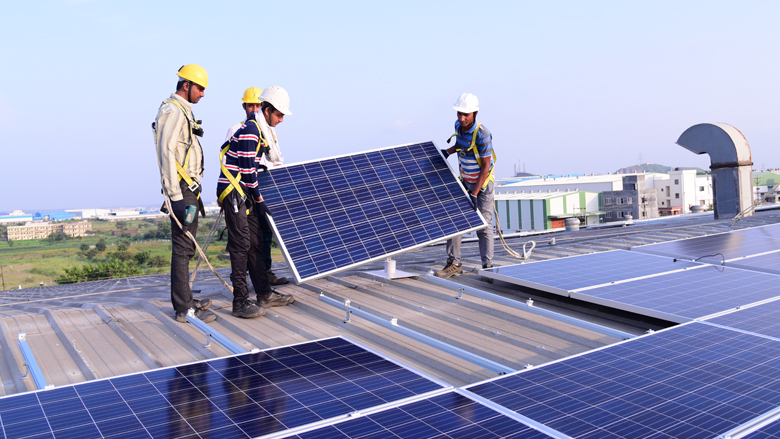 India Transforms Market for Rooftop Solar