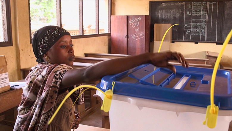 Central Africa Republic: Voters Brave Violence to Leave their Mark