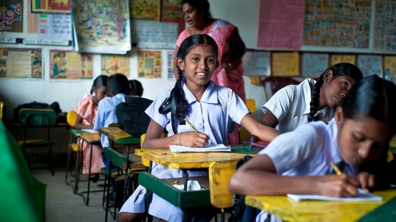essay about free education in sri lanka