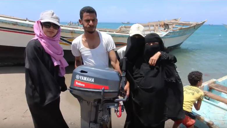 Aziza: Yemeni Fisherwoman Gets a New Lease on Life 