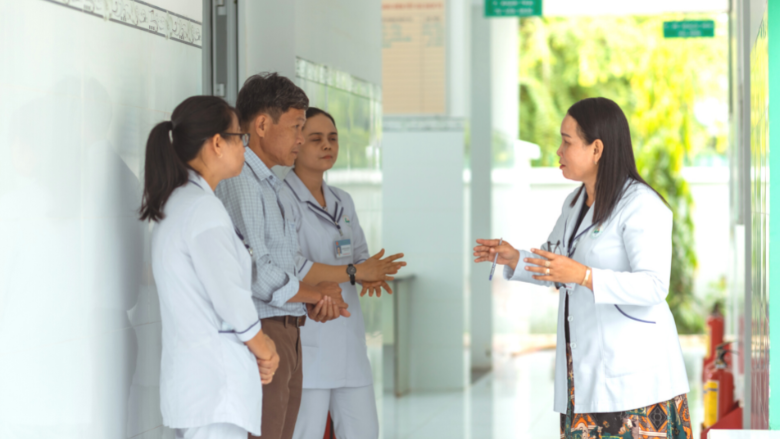 Mang dịch vụ y tế chất lượng đến gần hơn với cộng đồng khó khăn tại Việt Nam