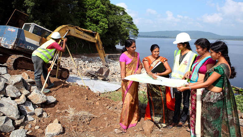 Dam under construction in Sri Lanka. Photo: Lakshman Nadaraja/World Bank