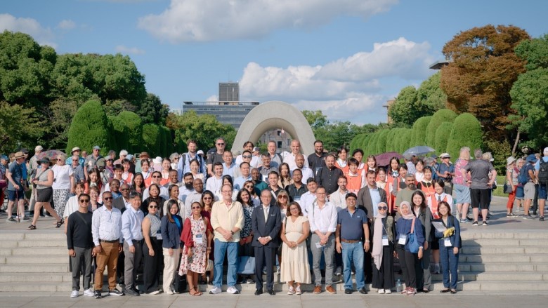 TDD-participants-visiting-Hiroshima-s-Peace-Memorial-Park-accompanied-by-Mayor-Kazumi-Matsui