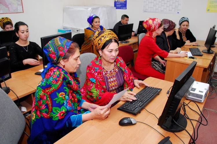 New World Bank Group Goals to Boost Women&#39;s Economic Opportunities